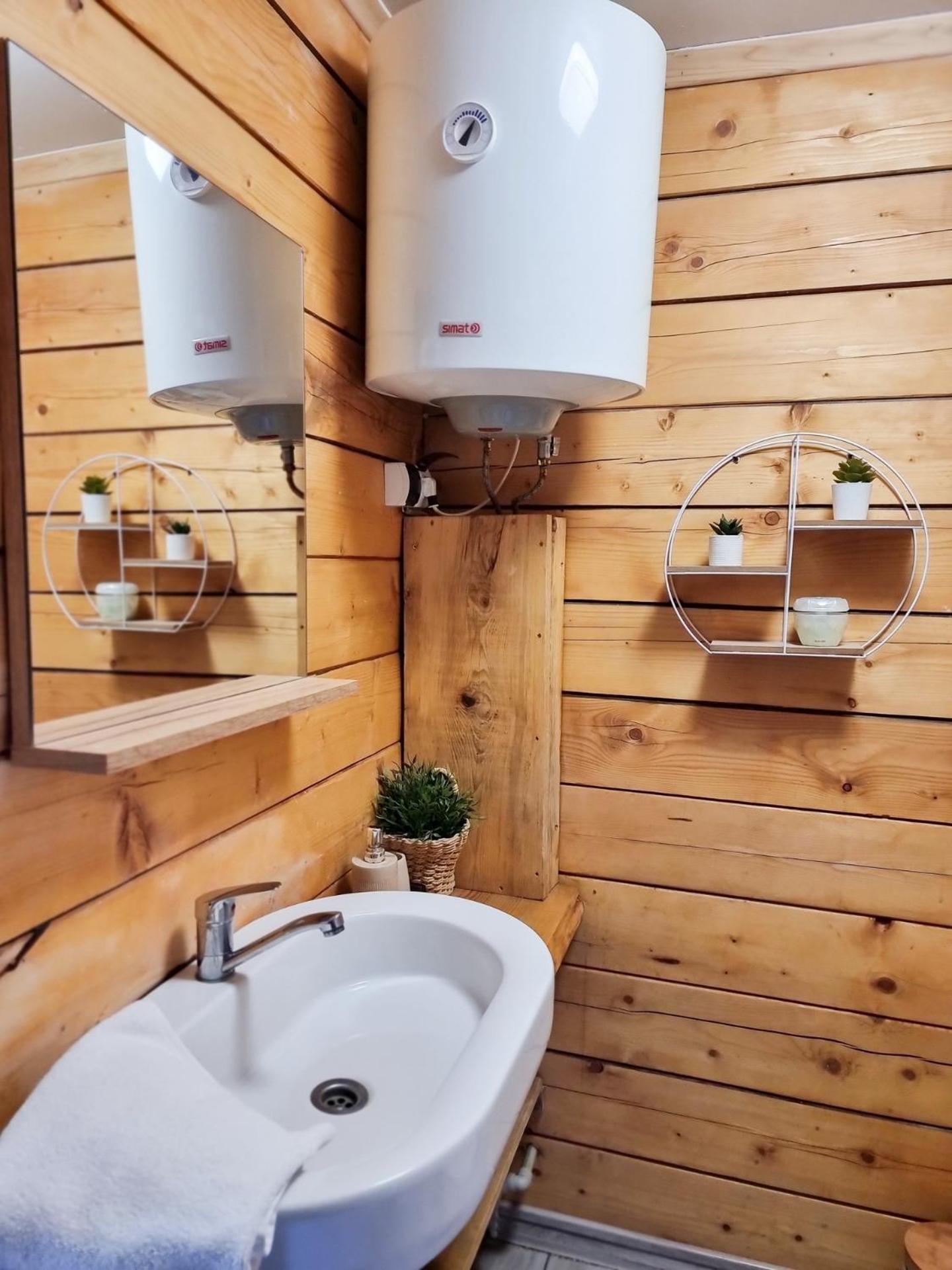 Osada Kryspinow Otel Cholerzyn Oda fotoğraf