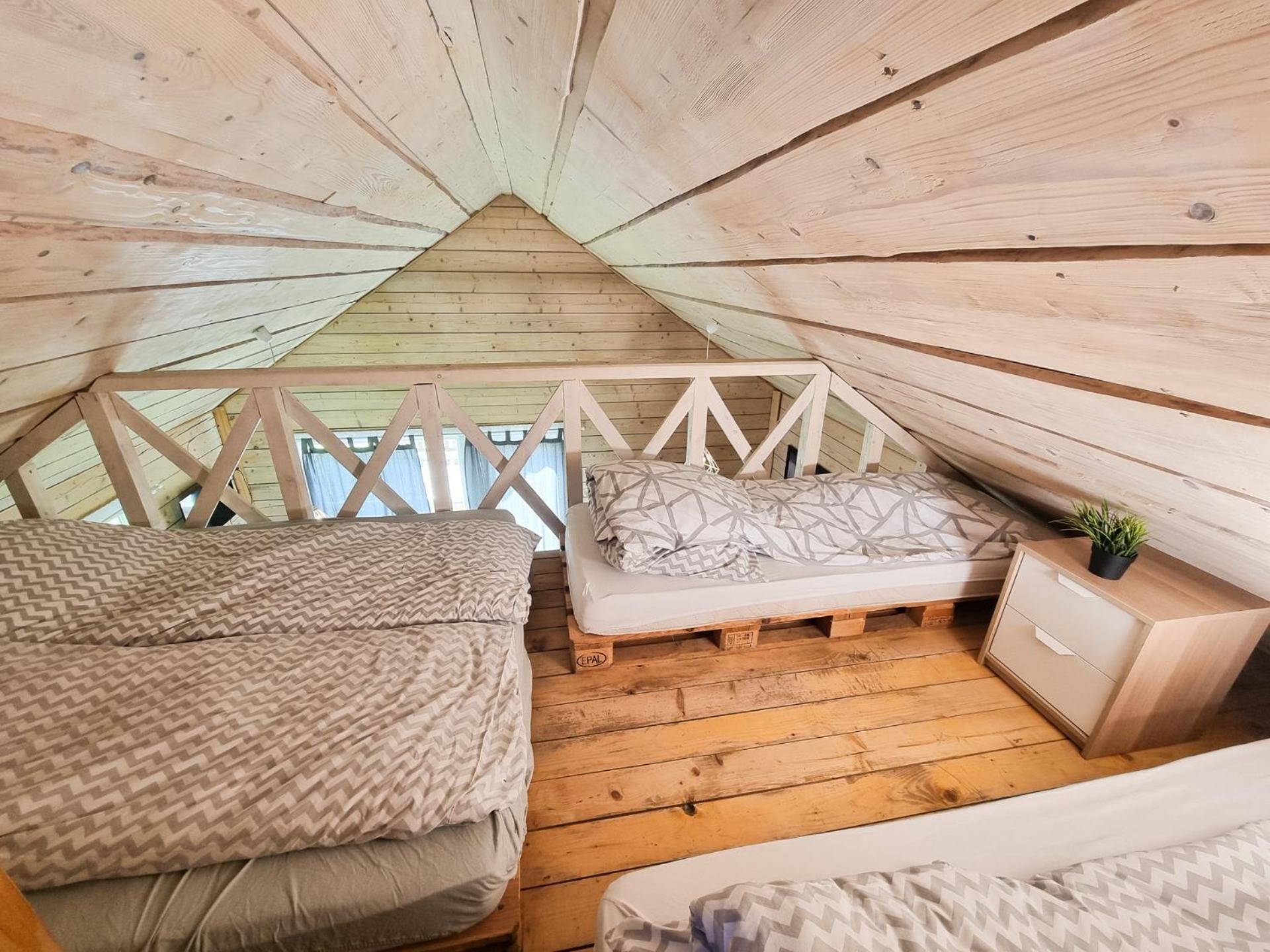 Osada Kryspinow Otel Cholerzyn Oda fotoğraf